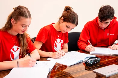 copiii_in_examene