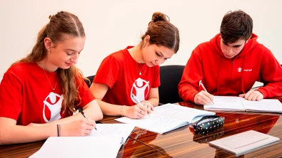 copiii_in_examene